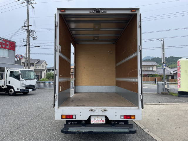 三菱ふそうキャンターアルミバン小型（2t・3t）[写真11]