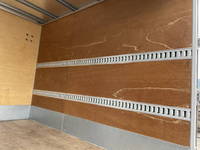 三菱ふそうキャンターアルミバン小型（2t・3t）[写真14]