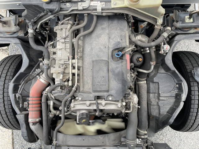 三菱ふそうキャンターアルミバン小型（2t・3t）[写真27]