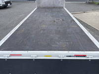 三菱ふそうキャンター平ボディ小型（2t・3t）[写真12]