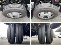 三菱ふそうキャンター平ボディ小型（2t・3t）[写真16]