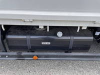 三菱ふそうキャンター平ボディ小型（2t・3t）[写真19]