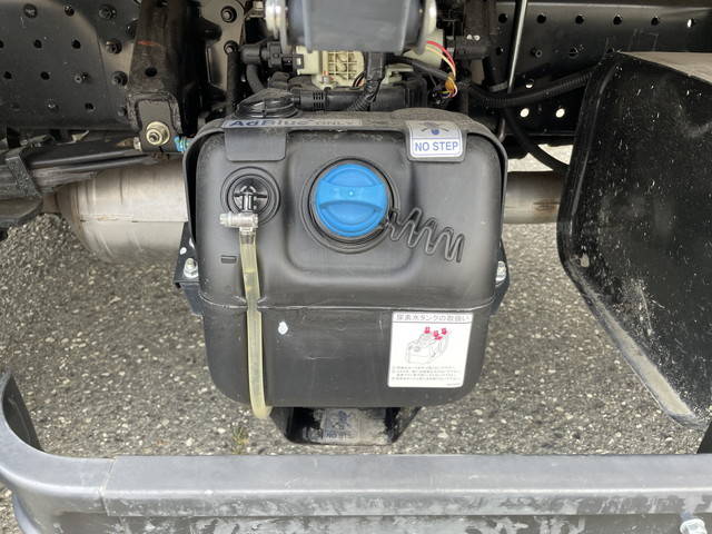 三菱ふそうキャンター平ボディ小型（2t・3t）[写真19]