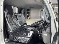 三菱ふそうキャンター平ボディ小型（2t・3t）[写真29]