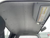 三菱ふそうキャンター平ボディ小型（2t・3t）[写真32]