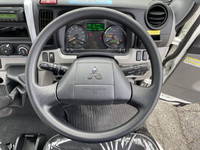 三菱ふそうキャンター平ボディ小型（2t・3t）[写真33]