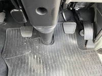 三菱ふそうキャンター平ボディ小型（2t・3t）[写真36]