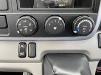 三菱ふそうキャンター平ボディ小型（2t・3t）[写真38]