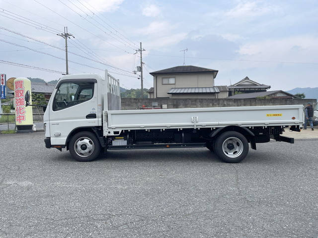 三菱ふそうキャンター平ボディ小型（2t・3t）[写真05]