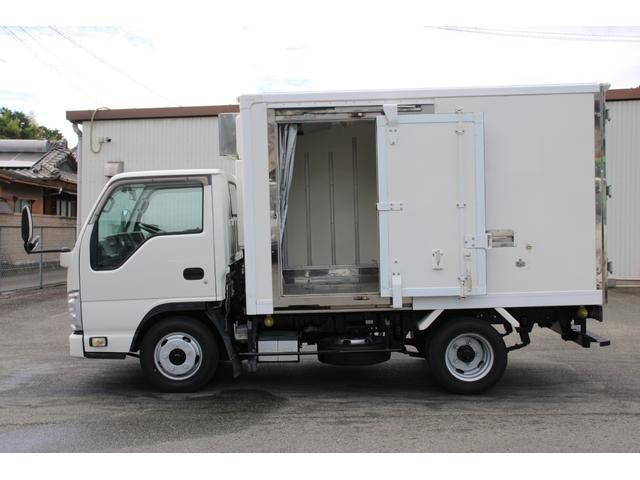 いすゞエルフ冷凍車（冷蔵車）小型（2t・3t）[写真13]