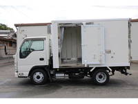 いすゞエルフ冷凍車（冷蔵車）小型（2t・3t）[写真14]