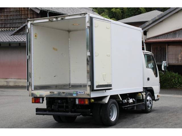 いすゞエルフ冷凍車（冷蔵車）小型（2t・3t）[写真15]
