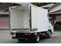 いすゞエルフ冷凍車（冷蔵車）小型（2t・3t）[写真16]