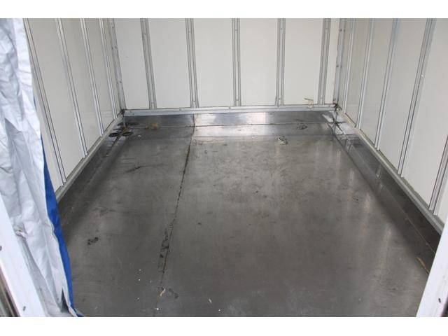 いすゞエルフ冷凍車（冷蔵車）小型（2t・3t）[写真18]