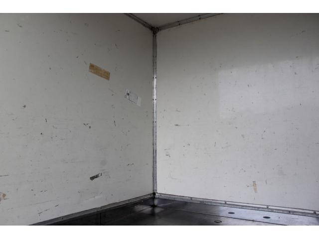 いすゞエルフ冷凍車（冷蔵車）小型（2t・3t）[写真21]