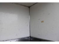 いすゞエルフ冷凍車（冷蔵車）小型（2t・3t）[写真23]