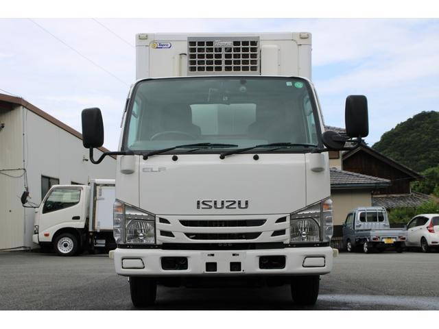いすゞエルフ冷凍車（冷蔵車）小型（2t・3t）[写真03]