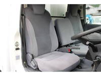 いすゞエルフ冷凍車（冷蔵車）小型（2t・3t）[写真39]