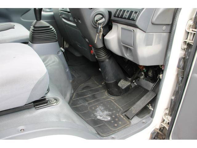 いすゞエルフ冷凍車（冷蔵車）小型（2t・3t）[写真39]