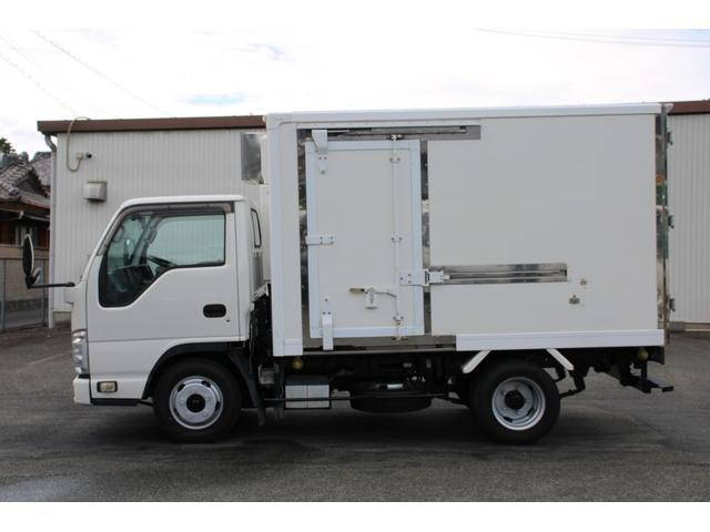 いすゞエルフ冷凍車（冷蔵車）小型（2t・3t）[写真04]
