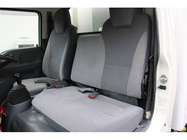 いすゞエルフ冷凍車（冷蔵車）小型（2t・3t）[写真40]