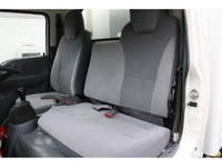 いすゞエルフ冷凍車（冷蔵車）小型（2t・3t）[写真41]