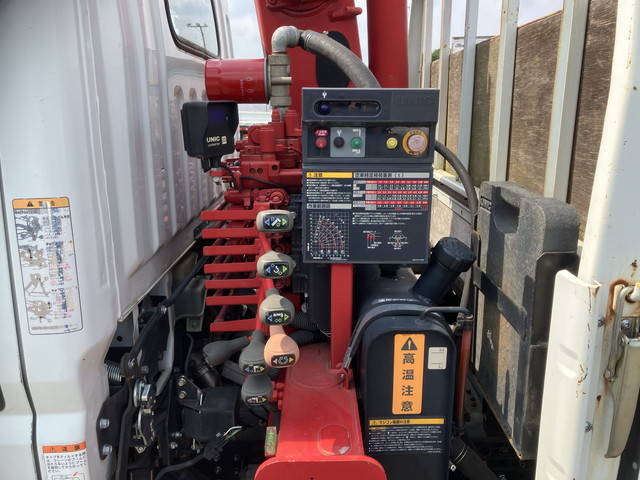 三菱ふそうキャンタークレーン4段小型（2t・3t）[写真14]