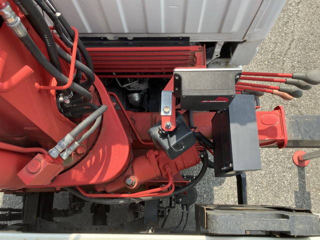 三菱ふそうキャンタークレーン4段小型（2t・3t）[写真17]