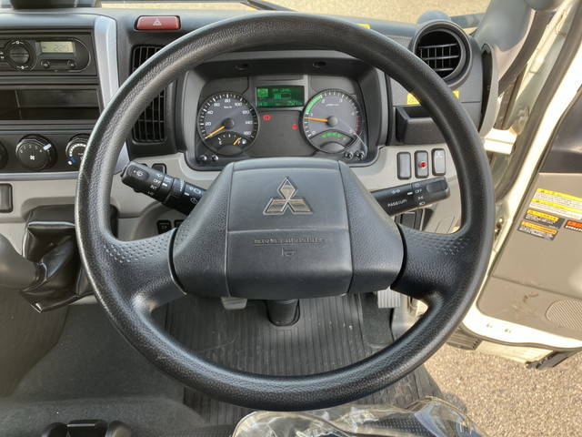 三菱ふそうキャンタークレーン4段小型（2t・3t）[写真34]