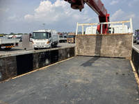 三菱ふそうキャンタークレーン4段小型（2t・3t）[写真09]