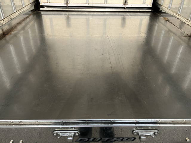 日野デュトロ冷凍車（冷蔵車）小型（2t・3t）[写真15]