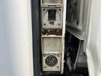 日野デュトロ冷凍車（冷蔵車）小型（2t・3t）[写真24]