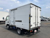 日野デュトロ冷凍車（冷蔵車）小型（2t・3t）[写真04]