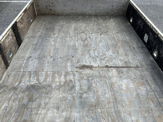 三菱ふそうキャンタークレーン4段小型（2t・3t）[写真13]