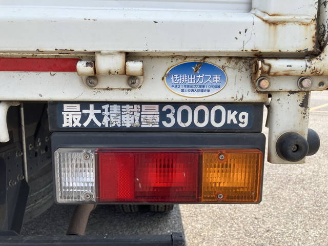 三菱ふそうキャンタークレーン4段小型（2t・3t）[写真14]