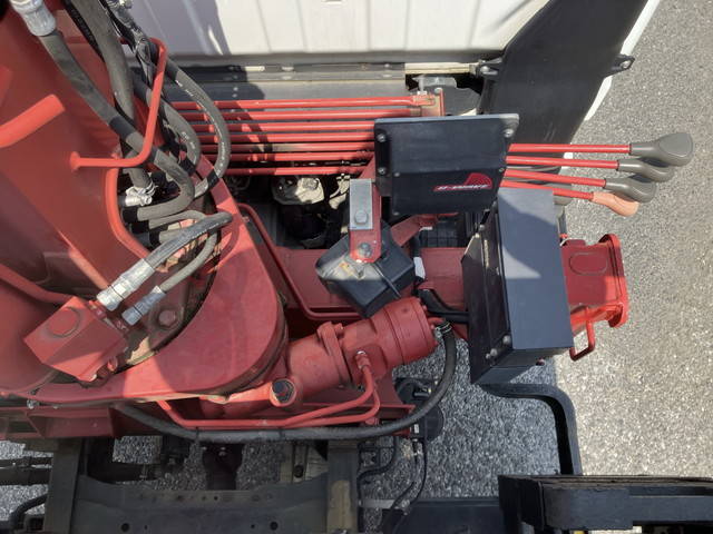 三菱ふそうキャンタークレーン4段小型（2t・3t）[写真20]