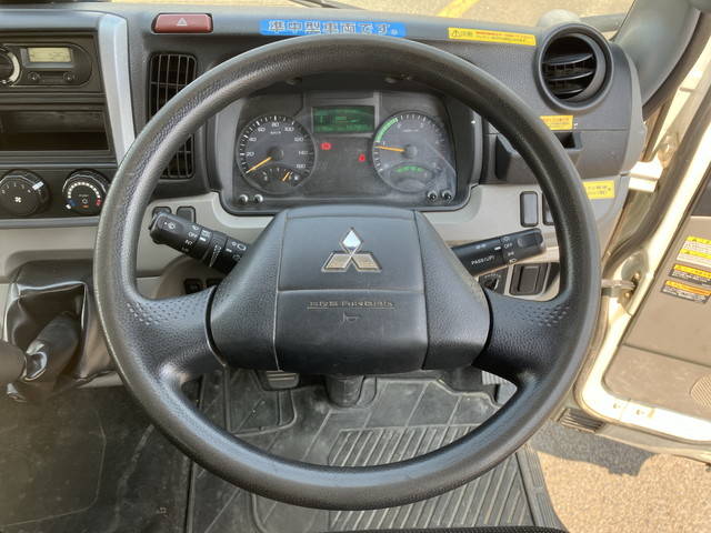 三菱ふそうキャンタークレーン4段小型（2t・3t）[写真36]