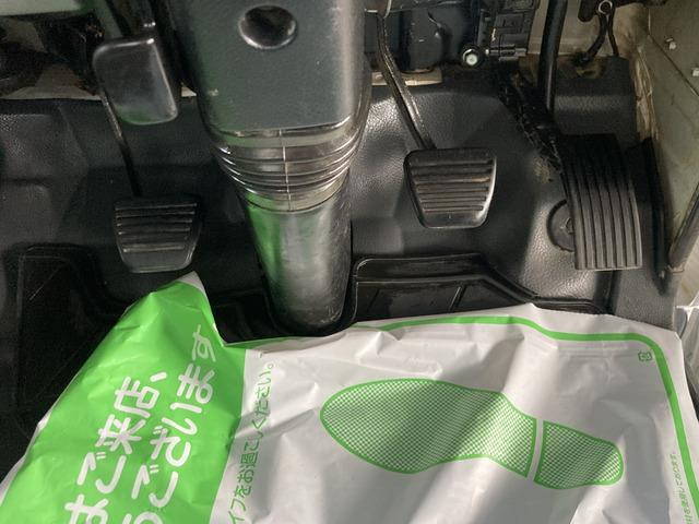 三菱ふそうキャンターダンプ小型（2t・3t）[写真33]