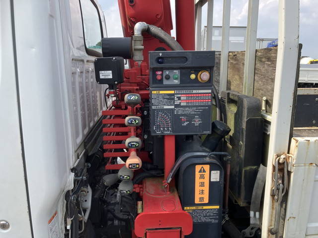 いすゞエルフクレーン3段小型（2t・3t）[写真13]