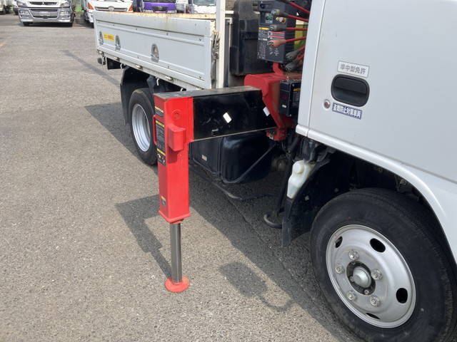 いすゞエルフクレーン3段小型（2t・3t）[写真20]