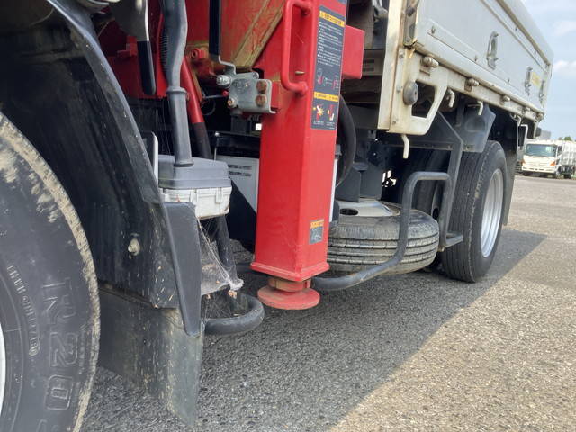 いすゞエルフクレーン3段小型（2t・3t）[写真24]