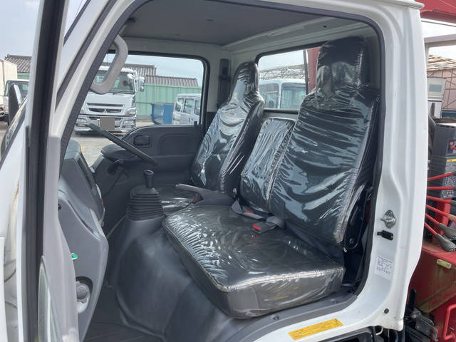 いすゞエルフクレーン3段小型（2t・3t）[写真31]