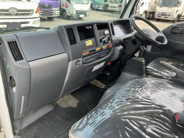 いすゞエルフクレーン3段小型（2t・3t）[写真33]