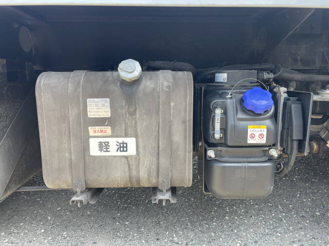 いすゞエルフ高所作業車小型（2t・3t）[写真24]