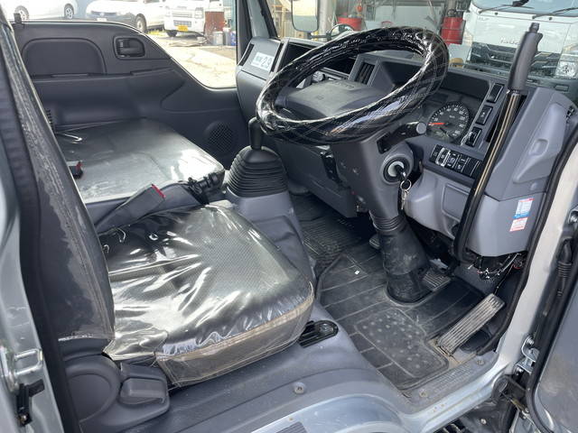 いすゞエルフ高所作業車小型（2t・3t）[写真33]