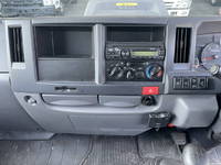 いすゞエルフ高所作業車小型（2t・3t）[写真37]