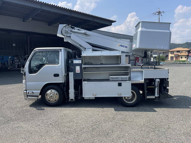 いすゞエルフ高所作業車小型（2t・3t）[写真06]