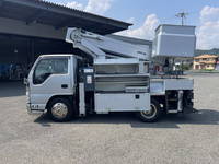 いすゞエルフ高所作業車小型（2t・3t）[写真07]