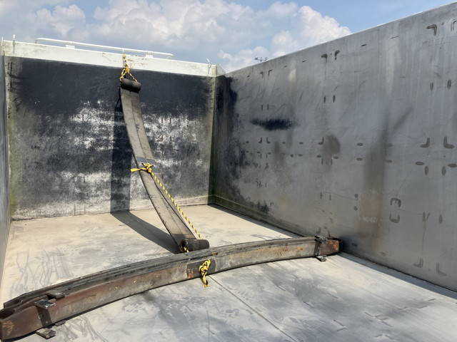 いすゞエルフ深ダンプ（土砂禁ダンプ）小型（2t・3t）[写真16]