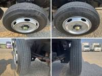 いすゞエルフ平ボディ小型（2t・3t）[写真21]